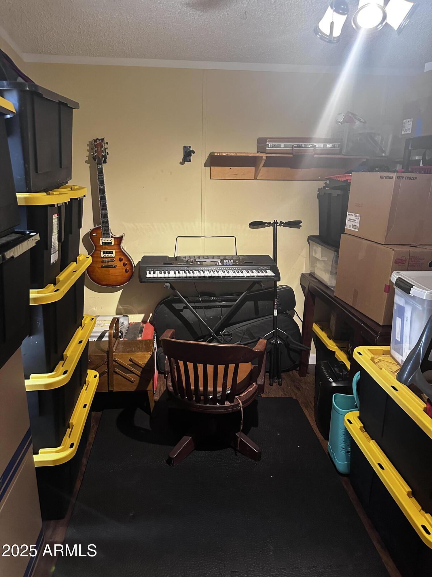 2011 North 26th Circle Mesa, AZ 85213 - Photo 25 of 30 IMG_7158