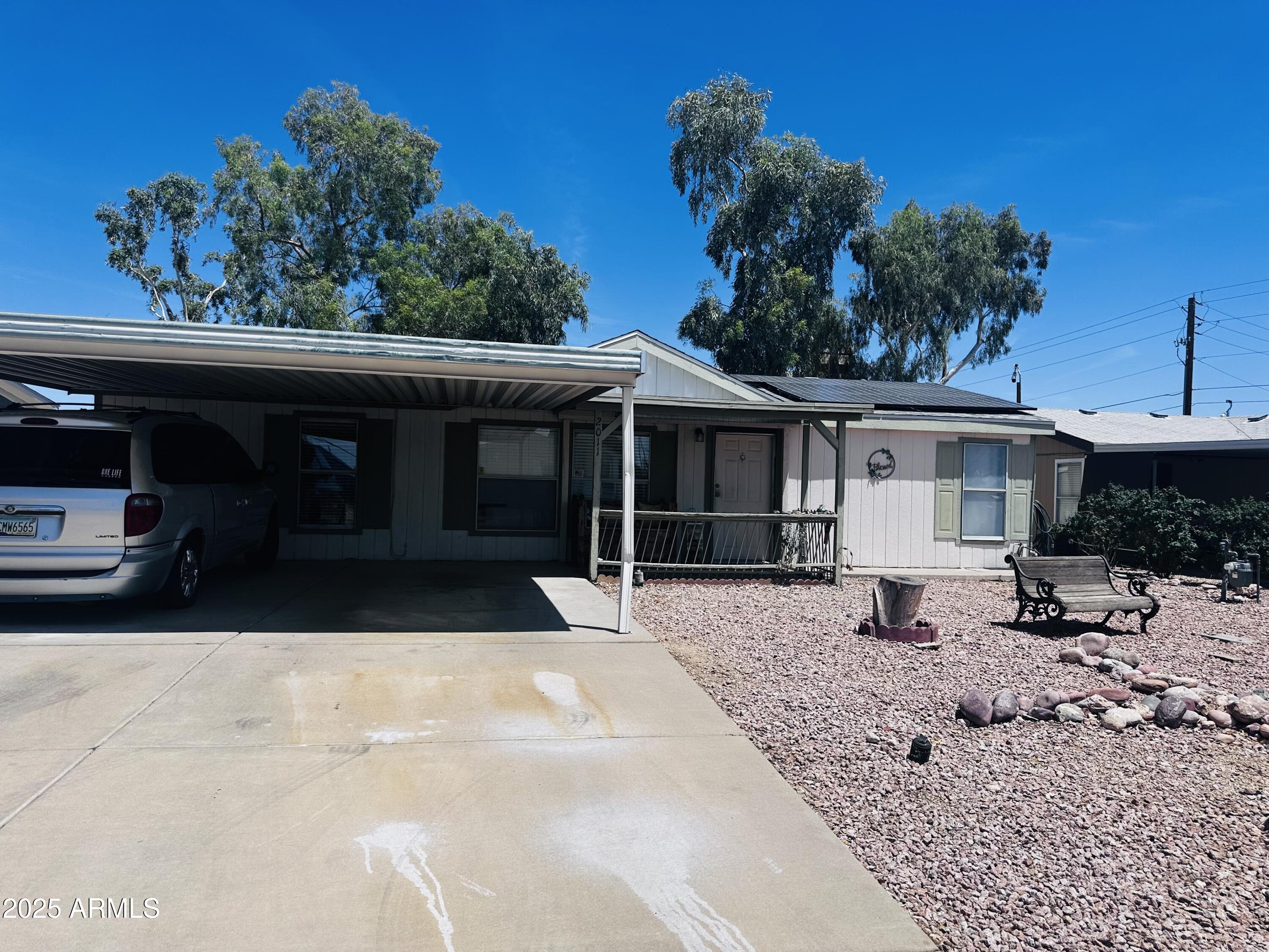 2011 North 26th Circle Mesa, AZ 85213 - Photo 4 of 30 IMG_7171