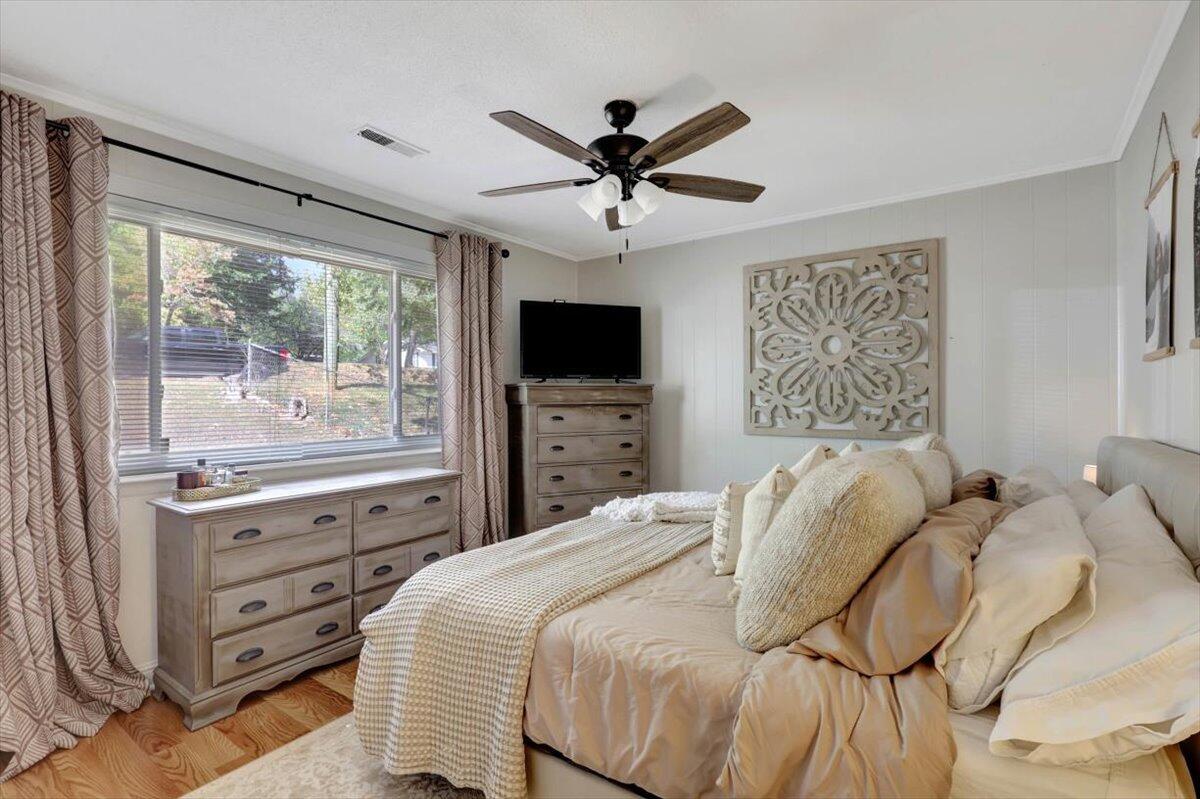 2440 Hamill Road Hixson, TN 37343 - Photo 9 of 22 Bedroom #1