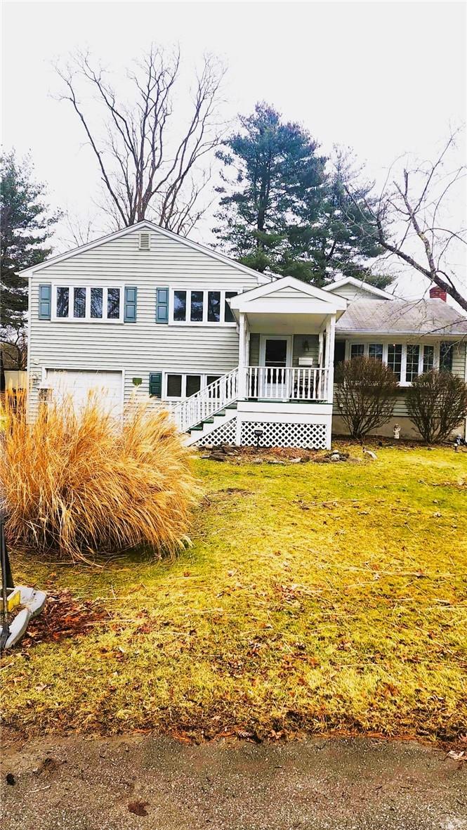 17 Merrick Road Poughkeepsie, NY 12603 - Photo 1 of 1 Gallery Image 1