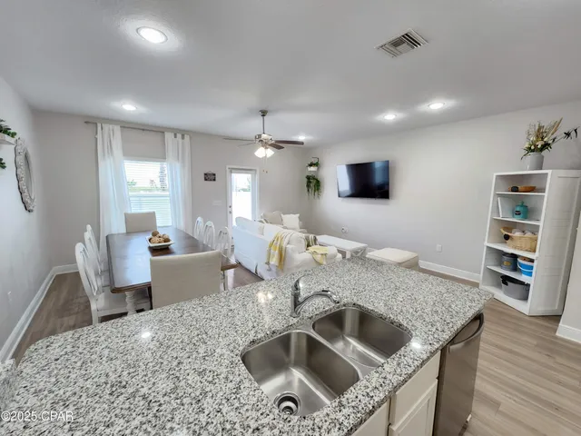 $2,100 | 7454 Shadow Lake Drive, Panama City Beach, FL 32407