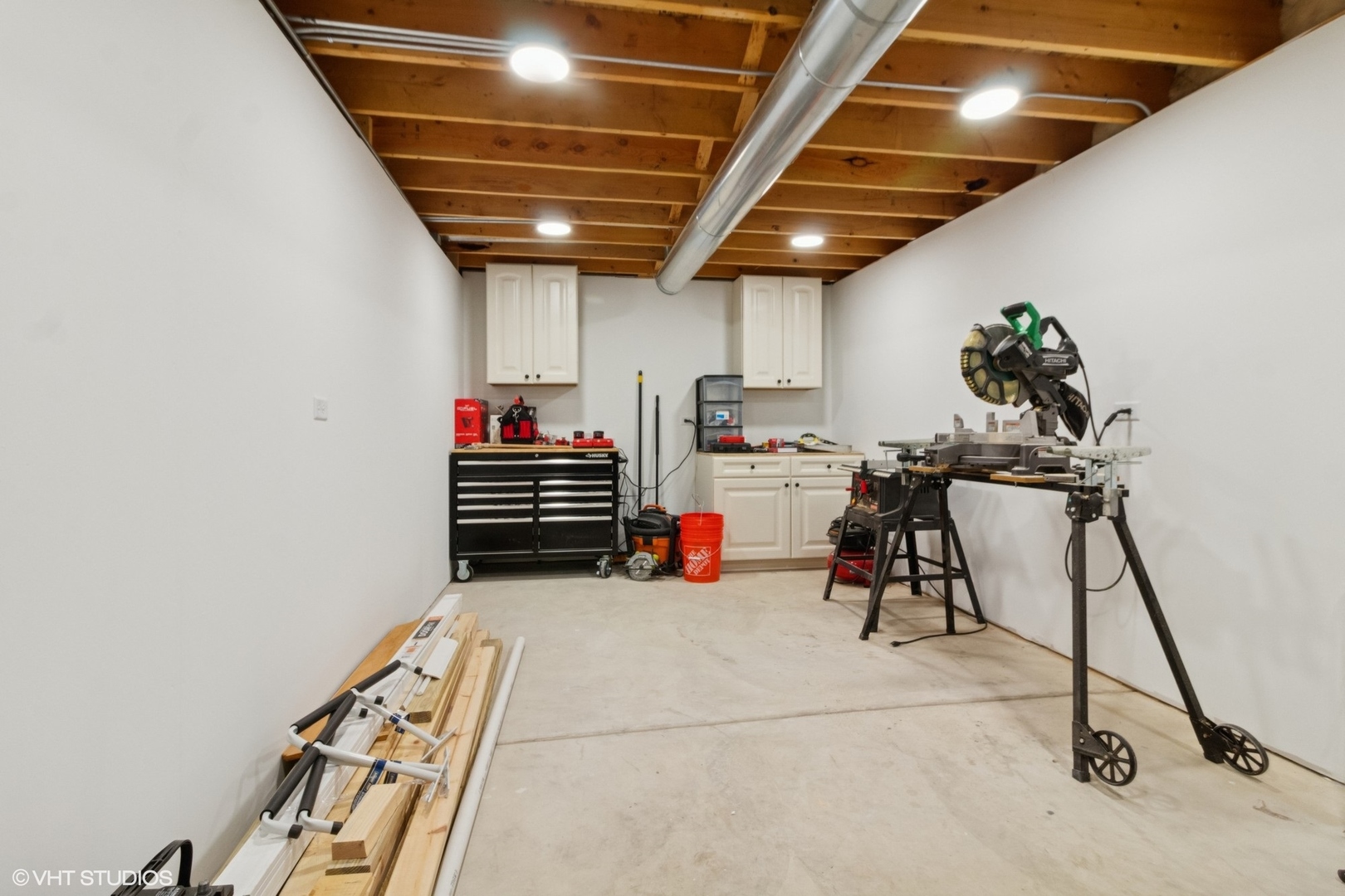 4300 Dobbins Street Plano, IL 60545 - Photo 20 of 31 a view of storage and utility room