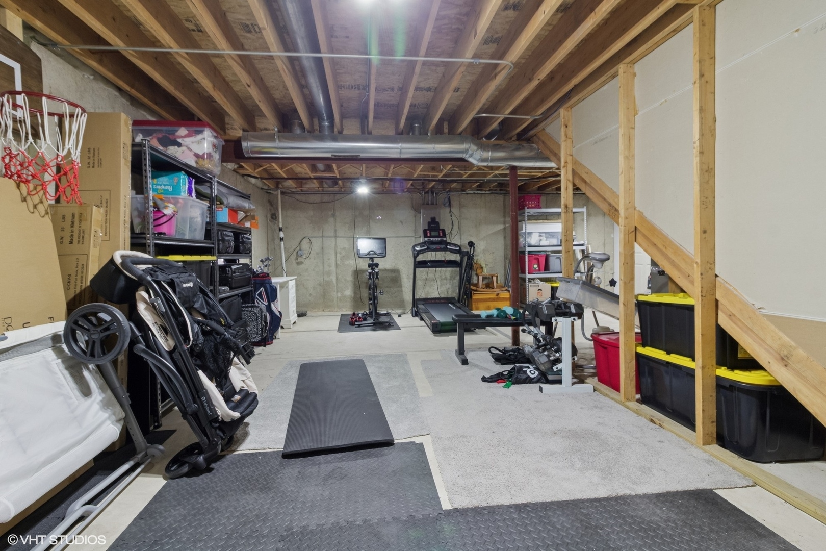 4300 Dobbins Street Plano, IL 60545 - Photo 21 of 31 a view of a room with gym equipment