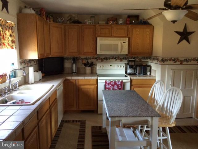 4844 Milligantown Road Hurlock, MD 21643 - Photo 10 of 30 Kitchen