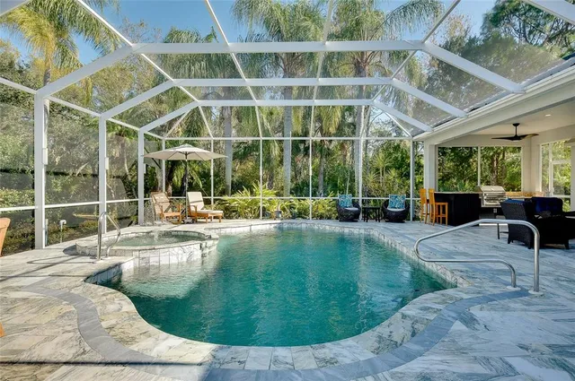 $900,000 | 6614 Tallmast Circle, Lakewood Ranch, FL 34202