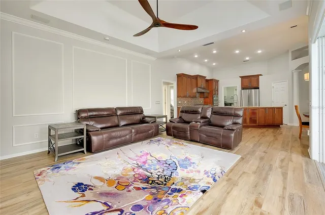 $900,000 | 6614 Tallmast Circle, Lakewood Ranch, FL 34202