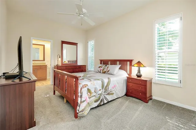 $900,000 | 6614 Tallmast Circle, Lakewood Ranch, FL 34202