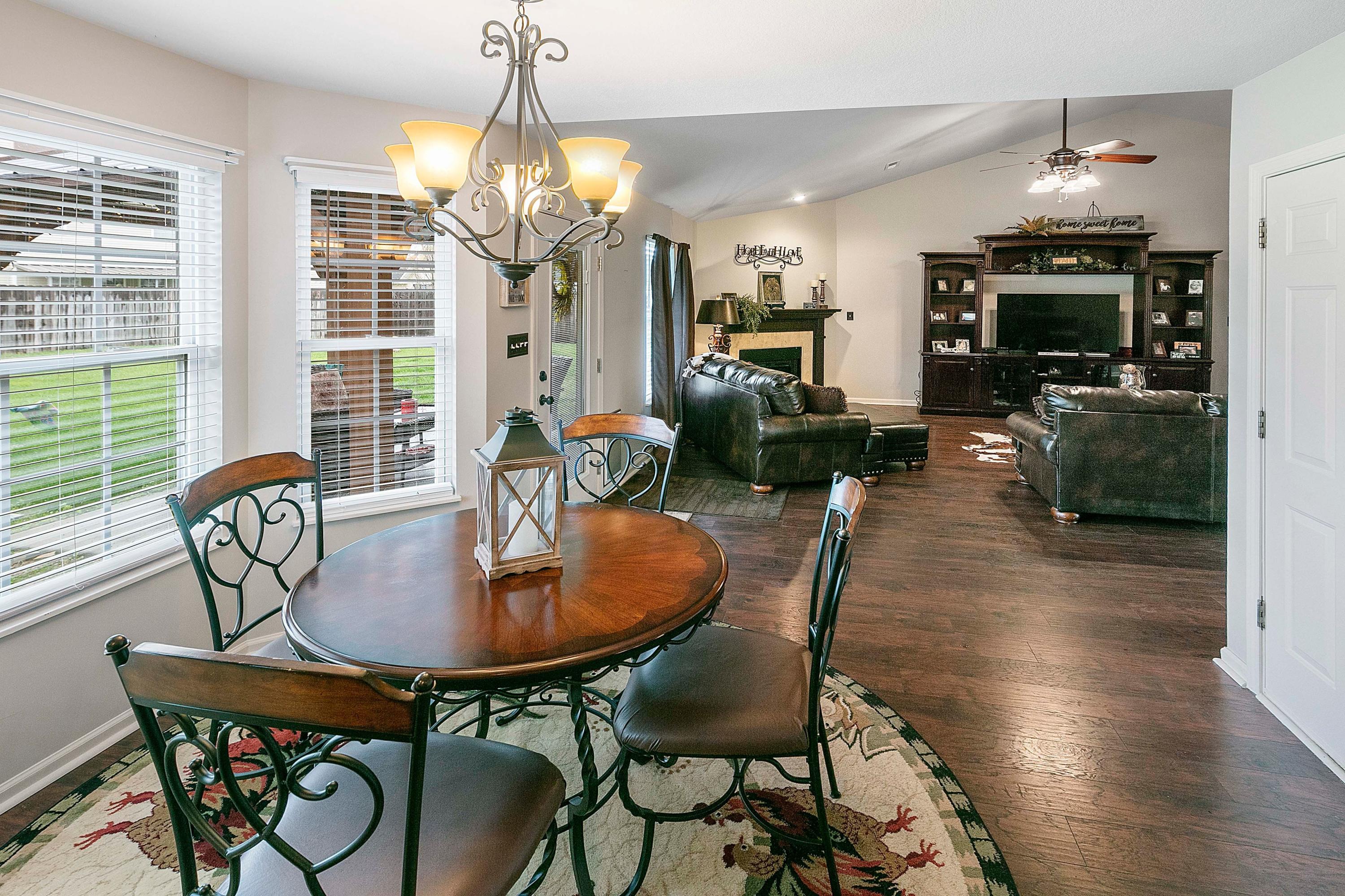 8421 Reality Lane Corryton, TN 37721 - Photo 6 of 20 Reality breakfast