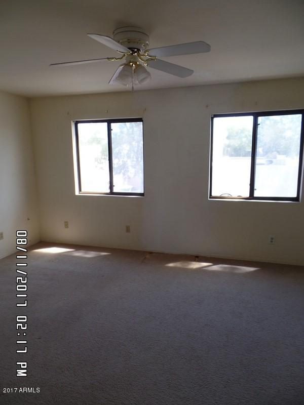 2552 West Kathleen Road Phoenix, AZ 85023 - Photo 29 of 40 044