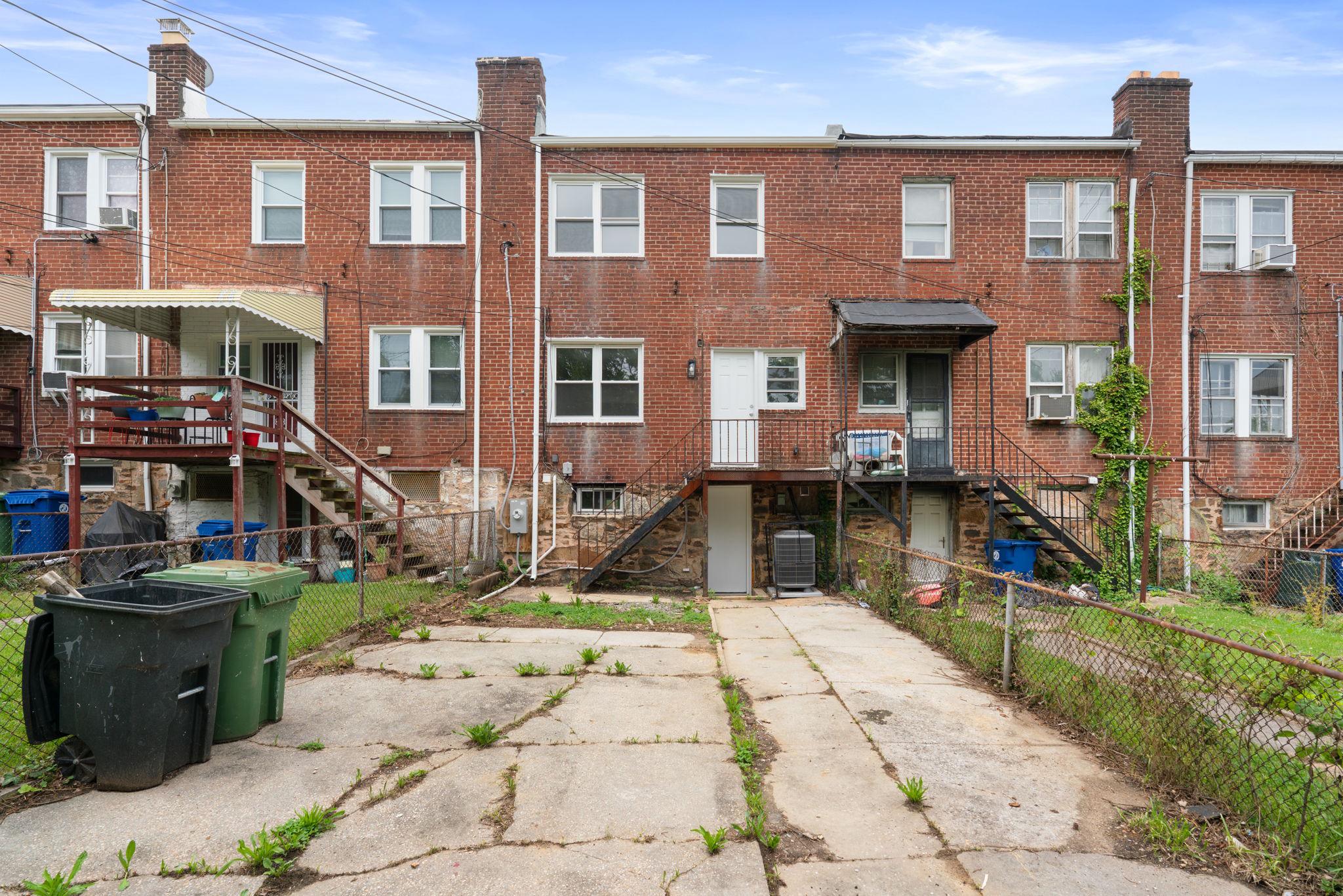 4111 Roland View Avenue Baltimore, MD 21215 - Photo 17 of 19 Spacious off street parking or entertaining