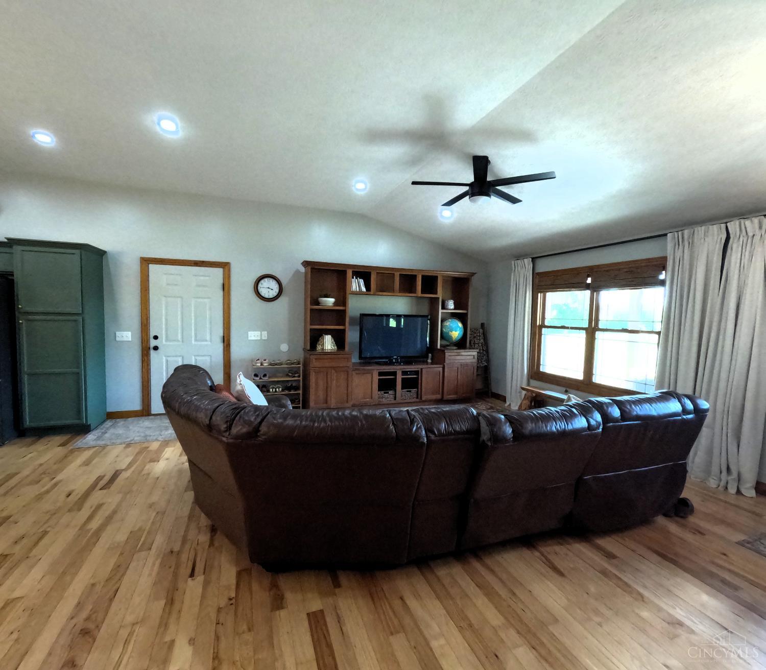 8338 Gustin Rider Road Blanchester, OH 45107 - Photo 13 of 30 Gallery Image 13