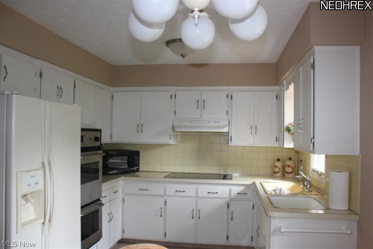 1069 Brainard Road Cleveland, OH 44143 - Photo 6 of 15