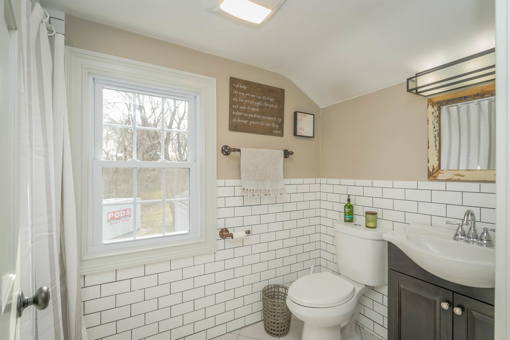 608 Main Street Hanover, MA 02339 - Photo 5 of 15 Gallery Image 5