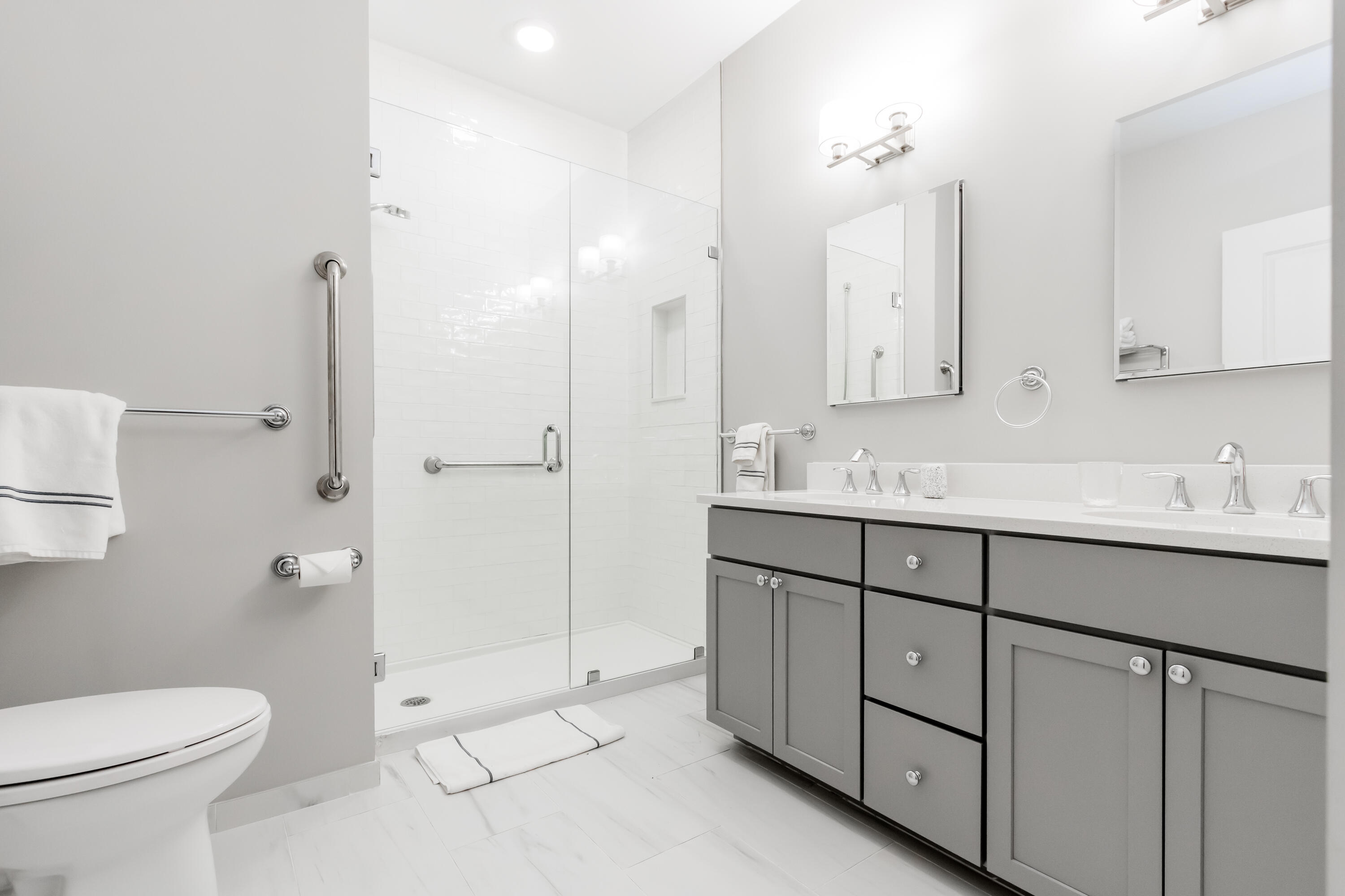 75 McAuley Way, Unit 402 Portland, ME 04103 - Photo 16 of 30 SSQ1UnitBath