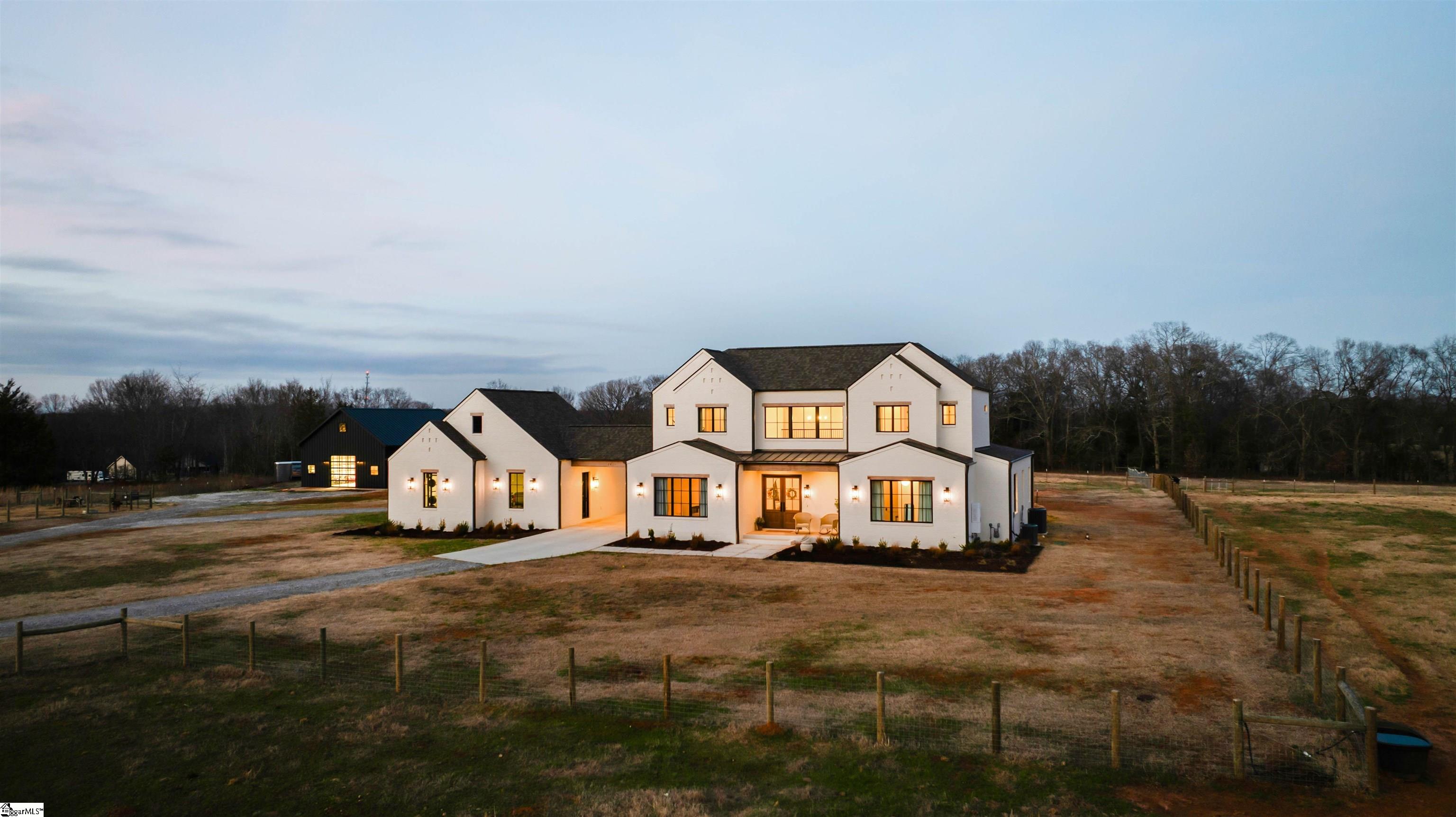 2811 Lebanon Road Pendleton, SC 29670 - Photo 2 of 50 Gallery Image 2