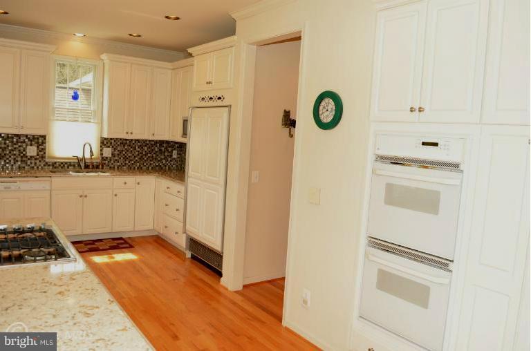 3921 Sharp Road Glenwood, MD 21738 - Photo 2 of 19 Kitchen