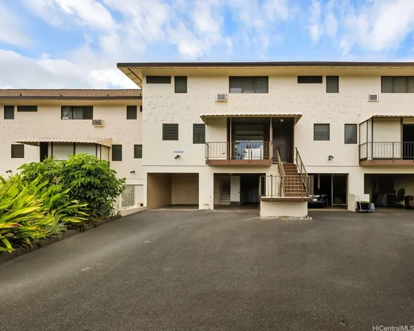 $679,000 | 98-500 Kaonohi Street, Unit 47/3, Aiea, HI 96701