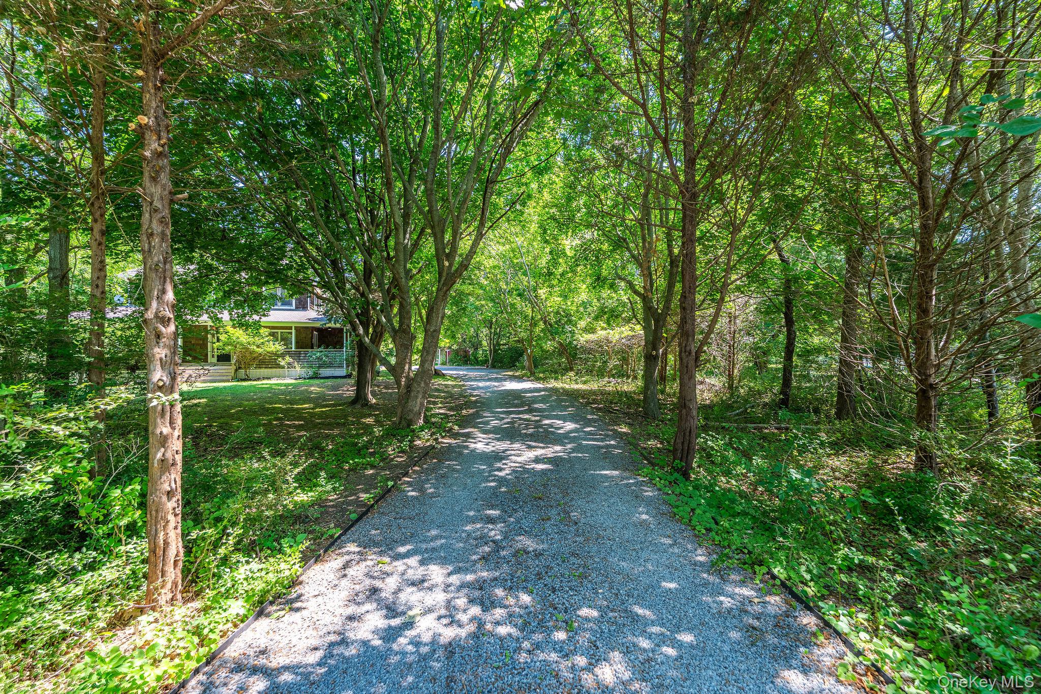 4408 Old North Road Southold, NY 11971 - Photo 34 of 36