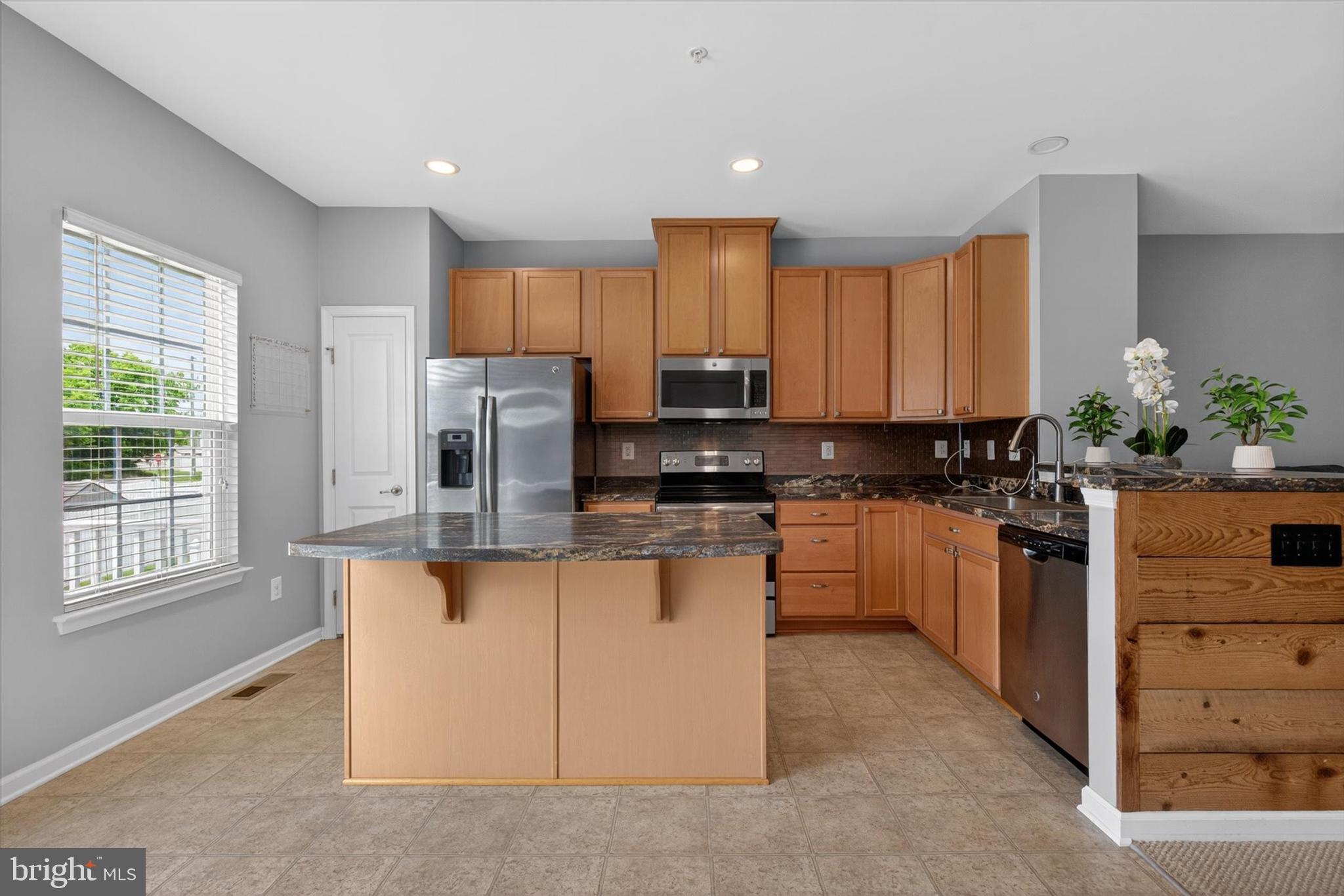 37 South Center Street Hanover, PA 17331 - Photo 10 of 32