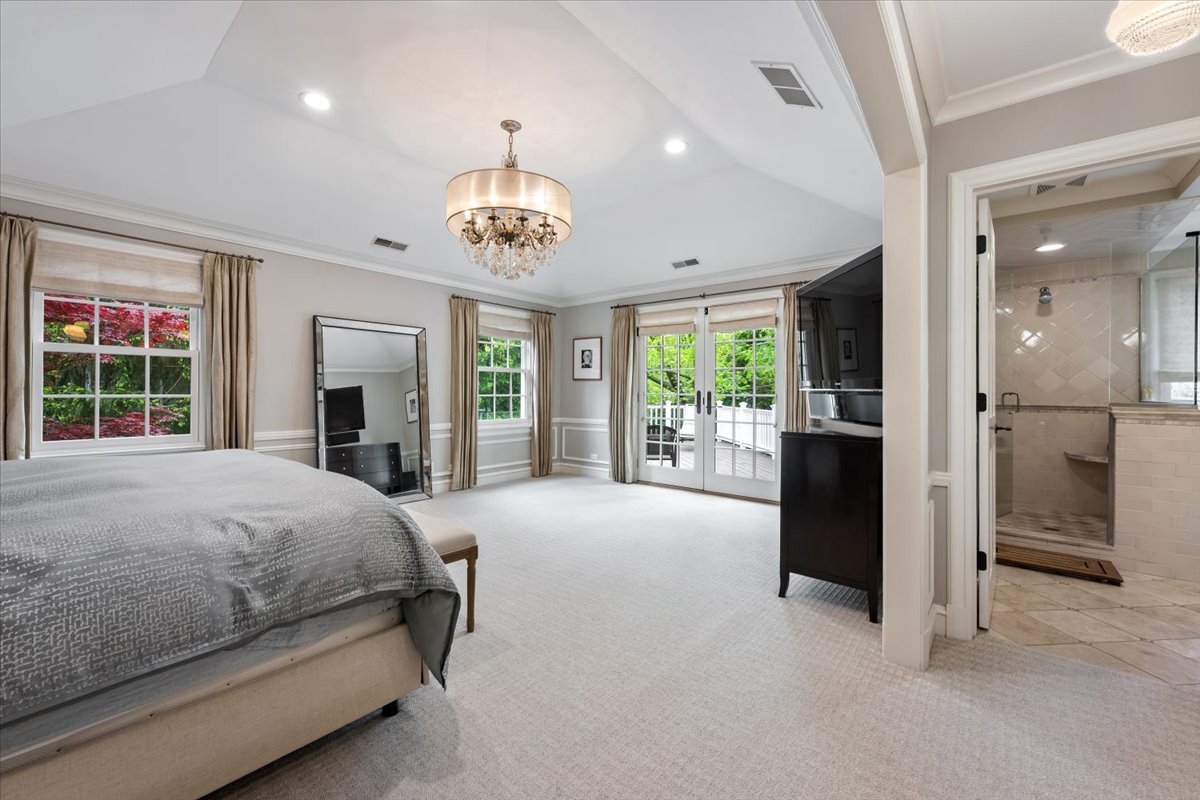 9360 Ridgeway Avenue Evanston, IL 60203 - Photo 41 of 92 Gallery Image 41