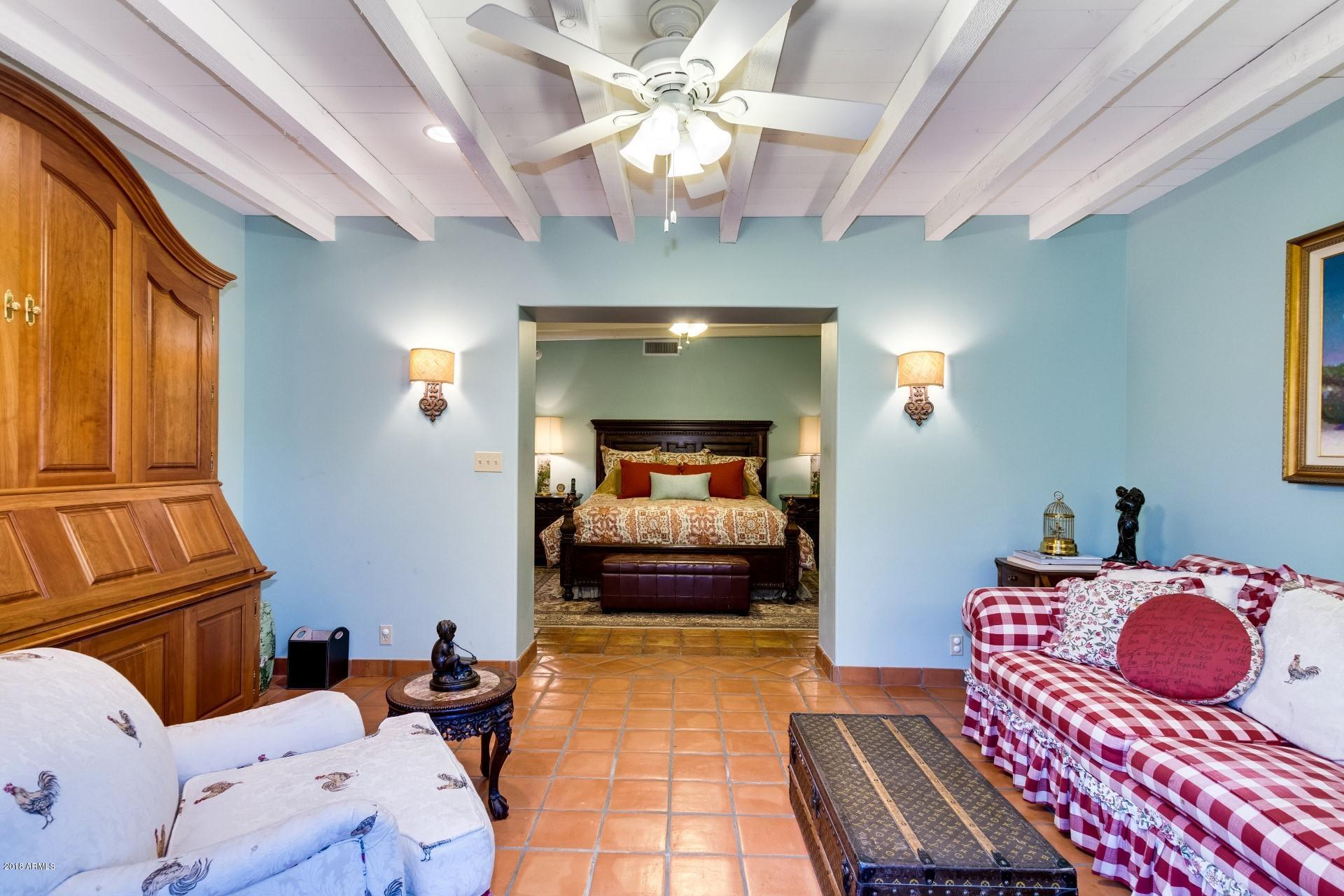 5716 East Camelback Road Phoenix, AZ 85251 - Photo 13 of 37 0033-Camelback - 5716 (33)