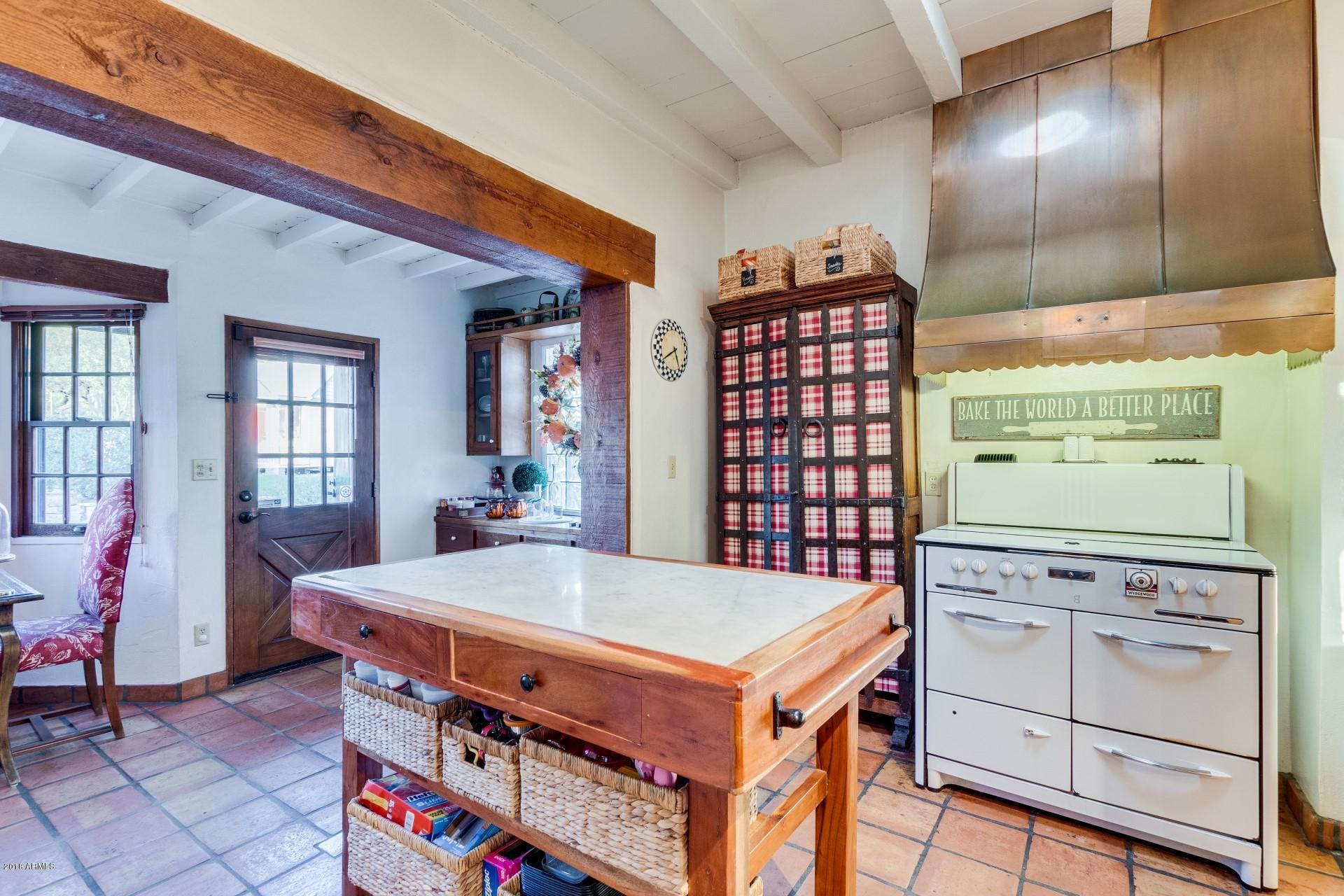 5716 East Camelback Road Phoenix, AZ 85251 - Photo 19 of 37 0019-Camelback - 5716 (19)