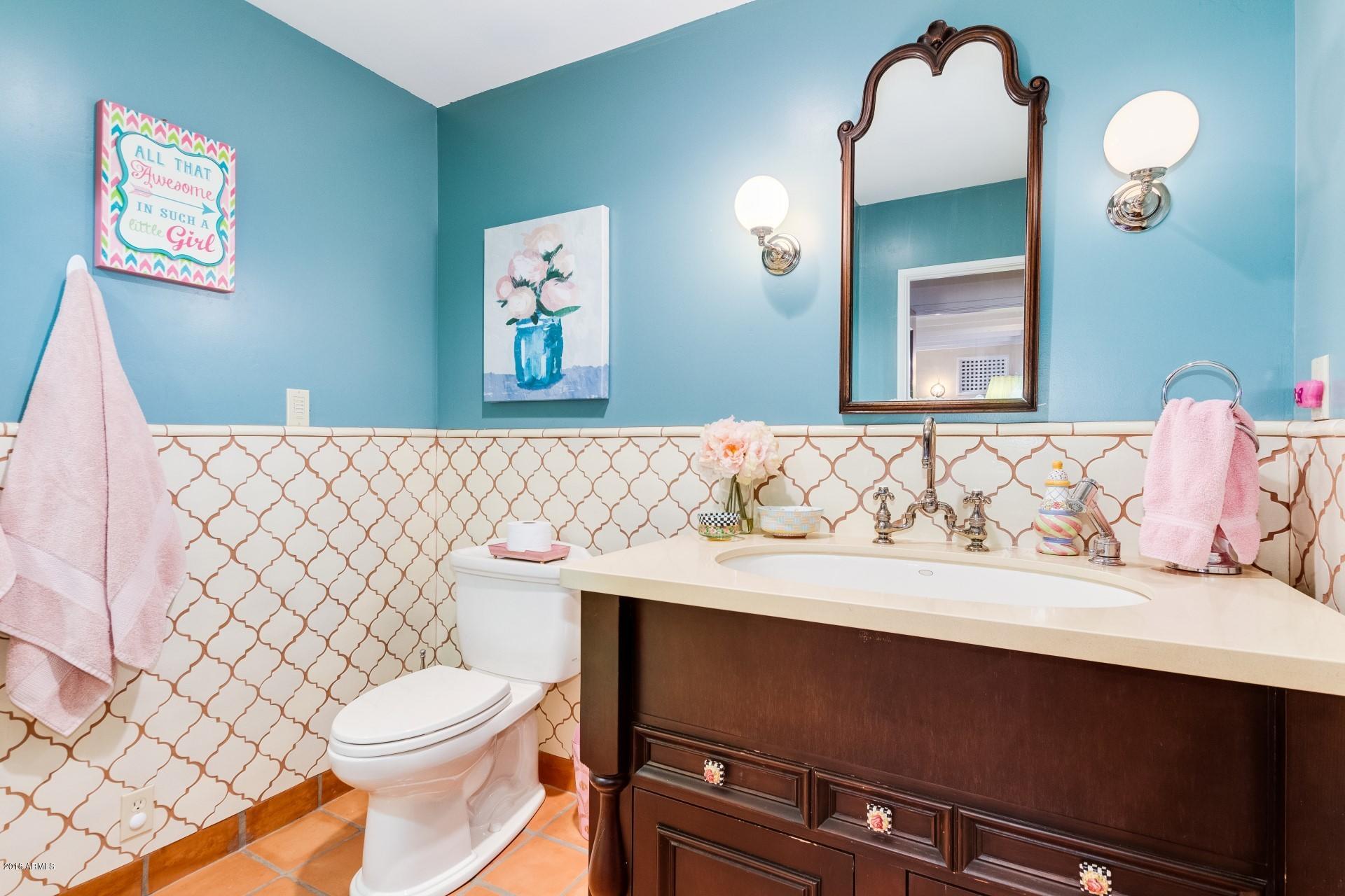 5716 East Camelback Road Phoenix, AZ 85251 - Photo 25 of 37 0024-Camelback - 5716 (24)