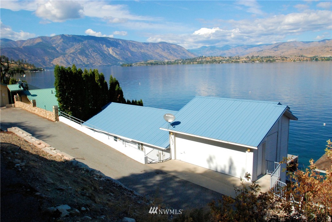 2830 South Lakeshore Road Chelan, WA 98816 - Photo 1 of 25 Gallery Image 1