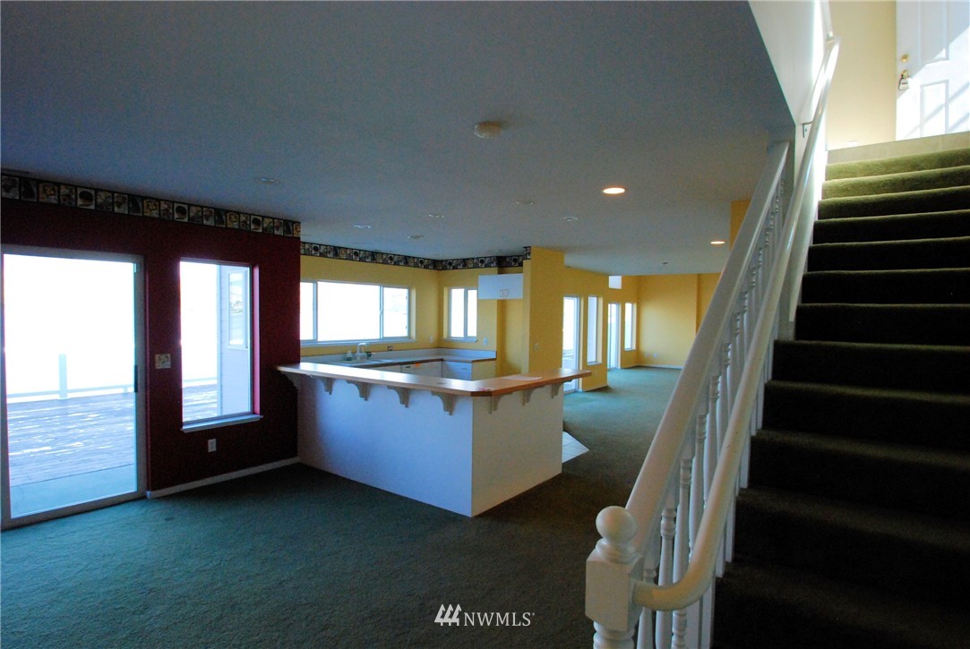 2830 South Lakeshore Road Chelan, WA 98816 - Photo 11 of 25 Gallery Image 11