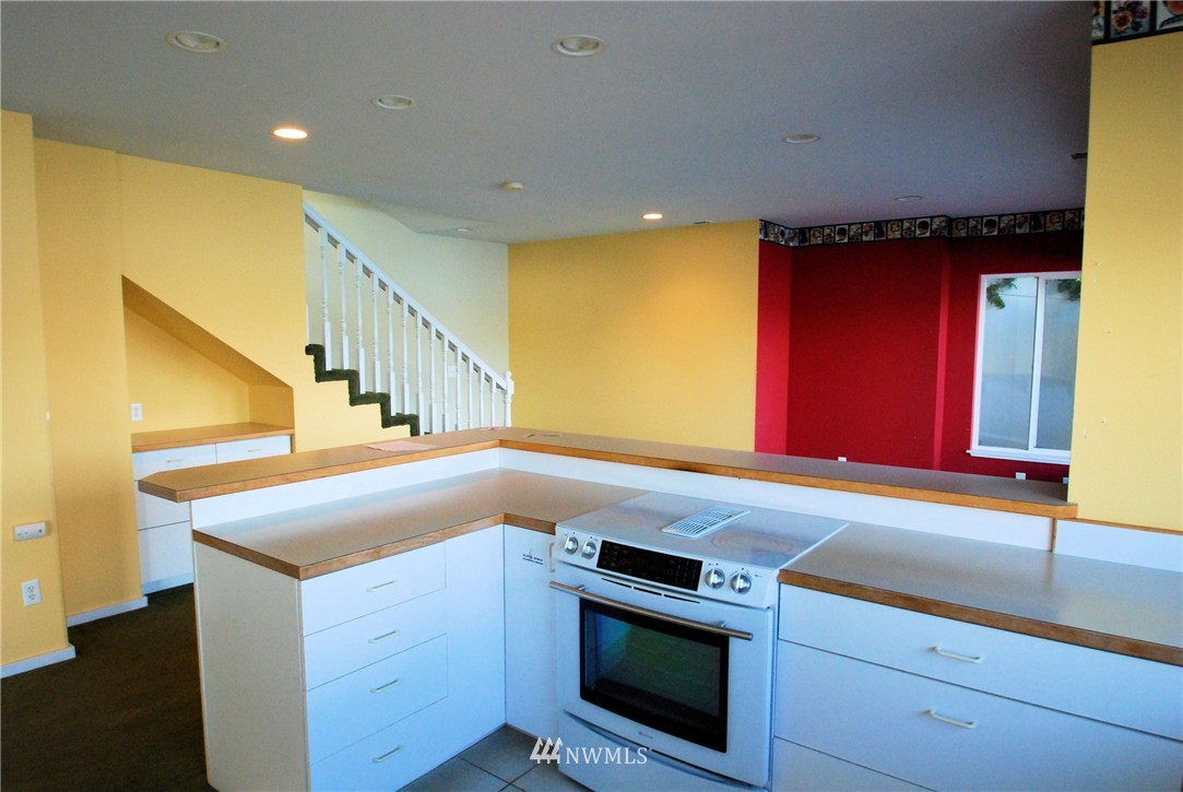 2830 South Lakeshore Road Chelan, WA 98816 - Photo 13 of 25 Gallery Image 13