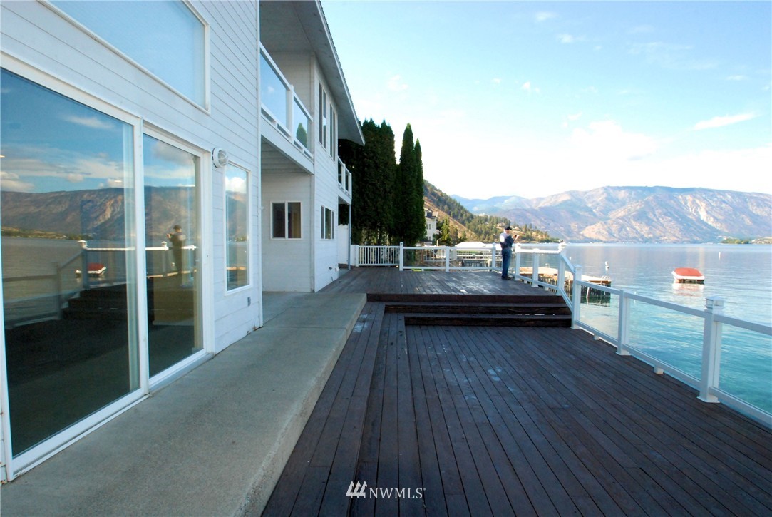 2830 South Lakeshore Road Chelan, WA 98816 - Photo 22 of 25 Gallery Image 22
