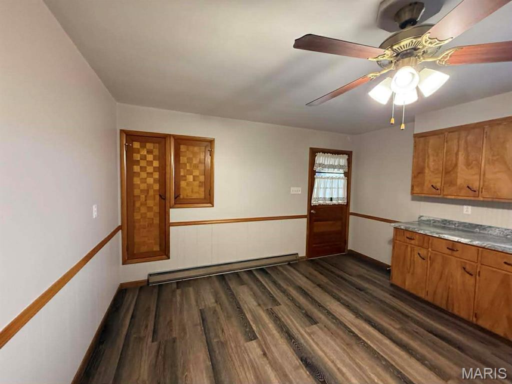 511 West Third Street St. Peter, IL 62880 - Photo 7 of 19