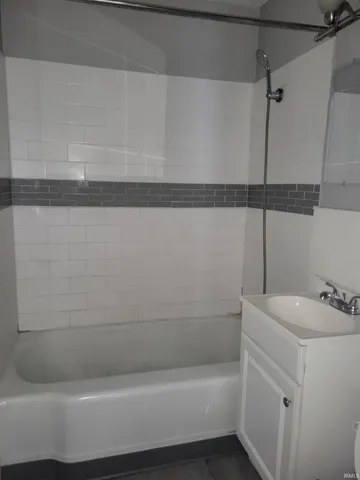 $115,000 | 913 Geyer Avenue, Mishawaka, IN 46544