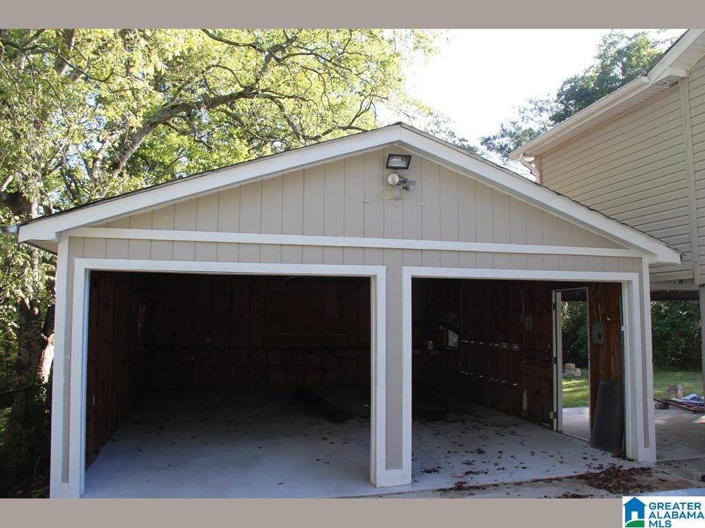 413 Camellia Road Birmingham, AL 35215 - Photo 4 of 47