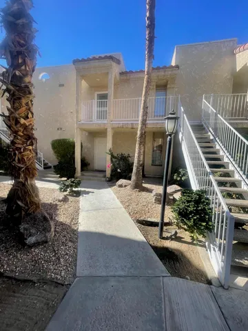 $2,400 | 2700 Lawrence Crossley Road, Unit 4, Palm Springs, CA 92264