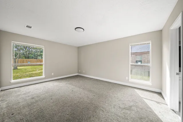 $2,400 | 7010 Pembrough Lane, Katy, TX 77494