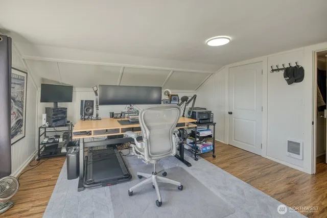 a view of a kitchen and dining room