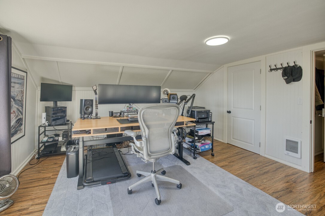 40 Main Street Pacific Beach, WA 98571 - Photo 28 of 40 a view of a kitchen and dining room