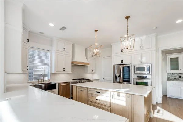 $1,359,000 | 4111 Angling Lane, Spring, TX 77386