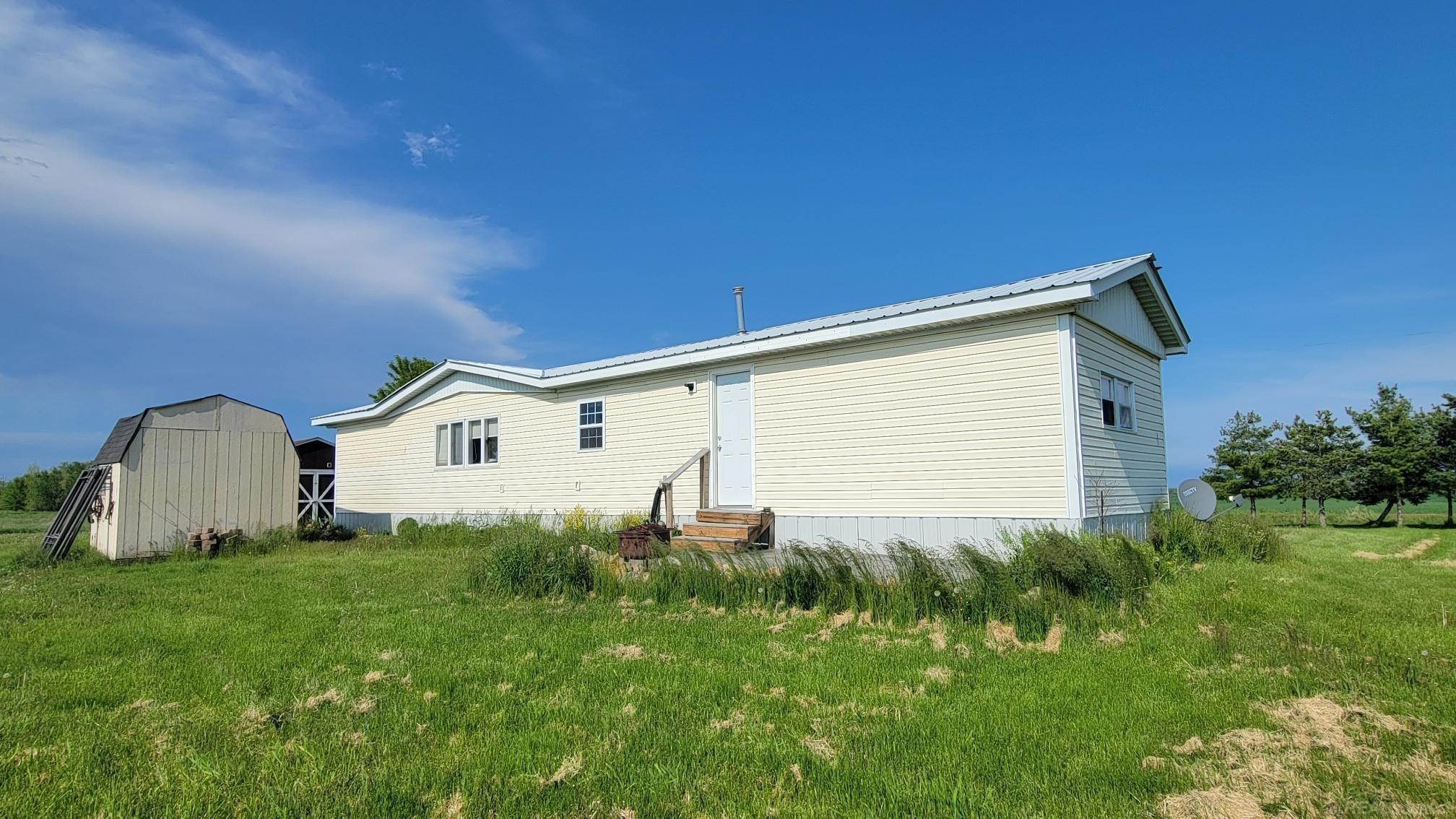 2538 Harneck Road Applegate, MI 48401 - Photo 9 of 12