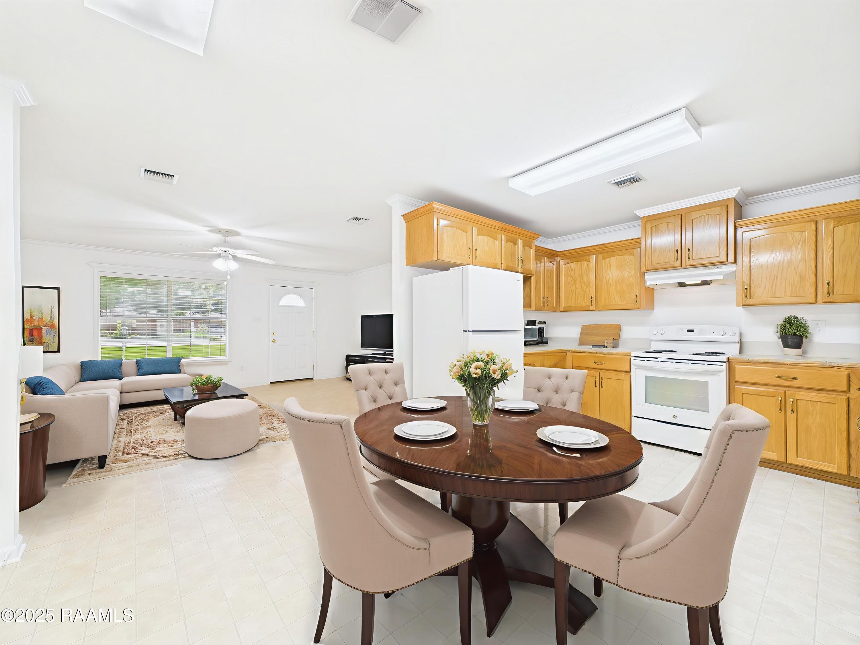 129 Petitjean Road Duson, LA 70529 - Photo 11 of 25 Dining Area