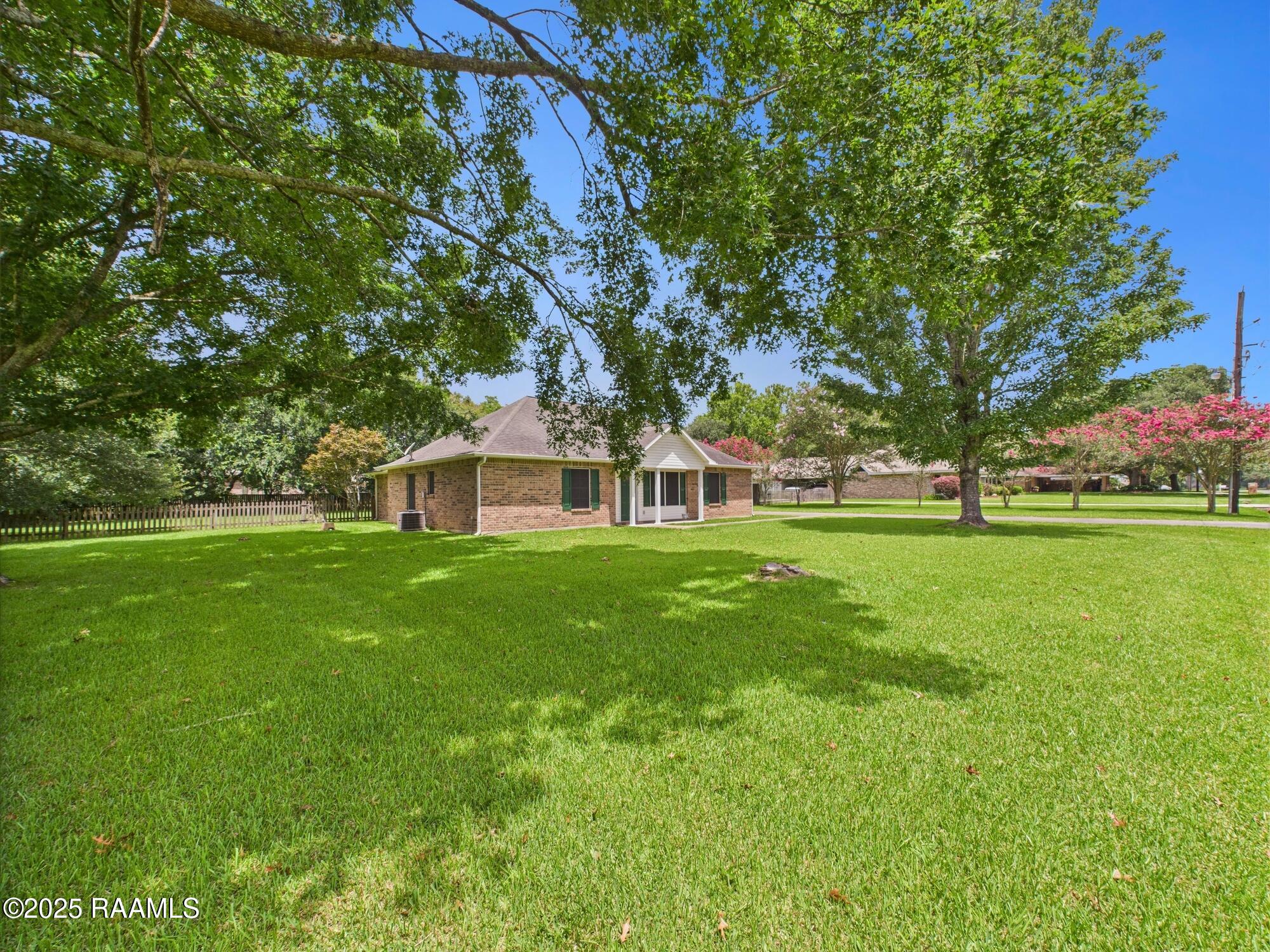 129 Petitjean Road Duson, LA 70529 - Photo 3 of 25 Spacious Front Yard