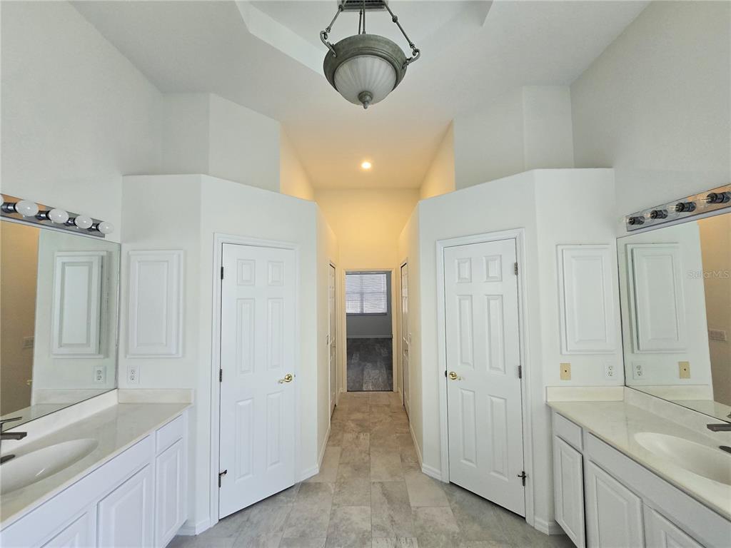 8427 Sailing Loop Lakewood Ranch, FL 34202 - Photo 31 of 44