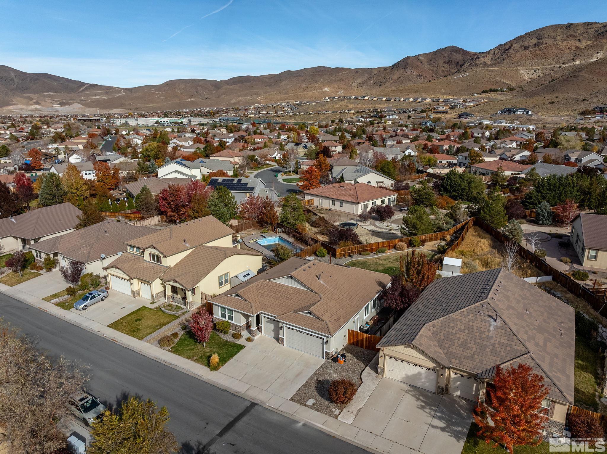 2385 Virginia Vista Drive Reno, NV 89521 - Photo 5 of 33 Photo 5