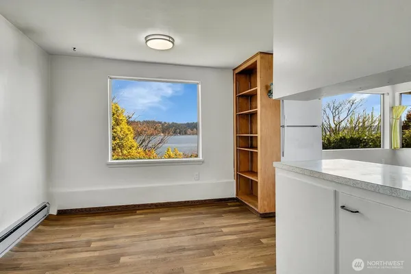 $1,099,950 | 10742 Lakeside Avenue Northeast, Seattle, WA 98125