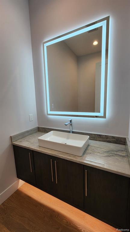 4776 Walnut Lake Road Bloomfield Hills, MI 48301 - Photo 16 of 86