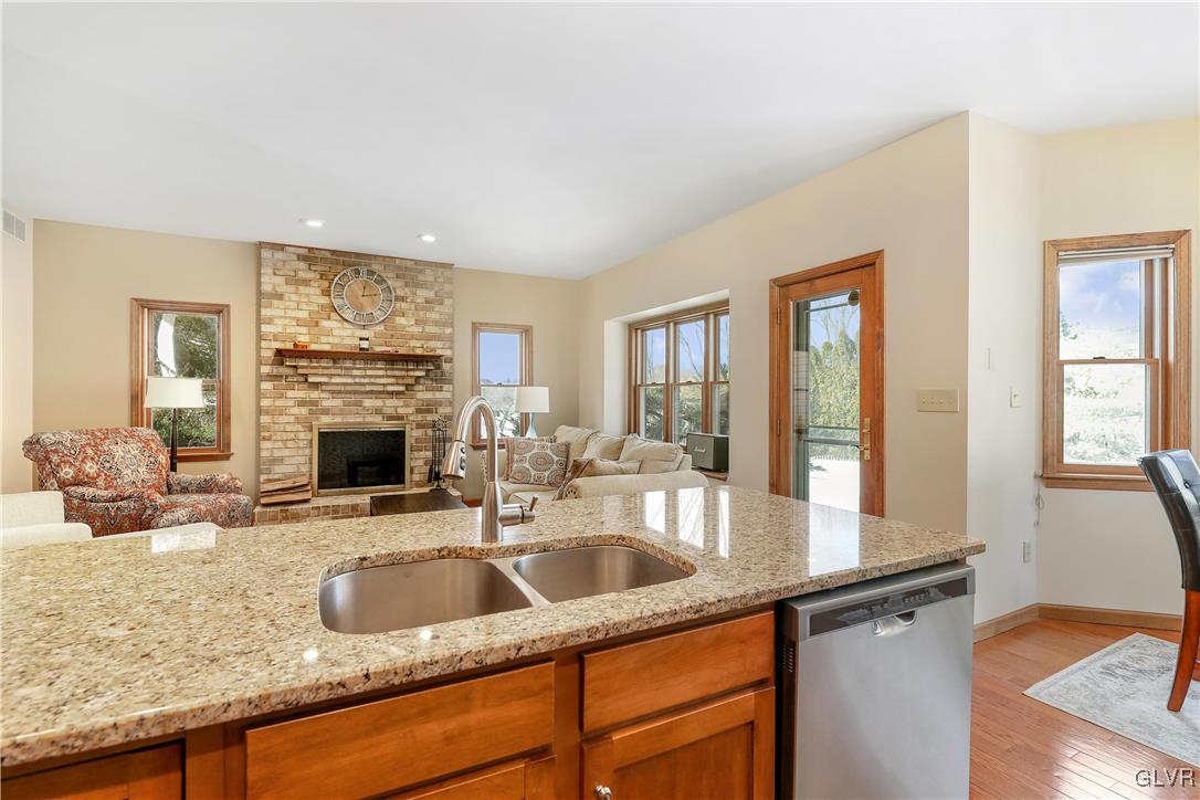 386 Hartman Road Bethlehem, PA 18020 - Photo 10 of 31 Gallery Image 10