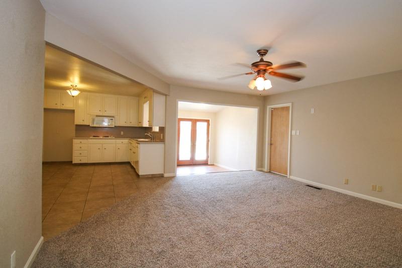654 West Carpenter Avenue Reedley, CA 93654 - Photo 14 of 46