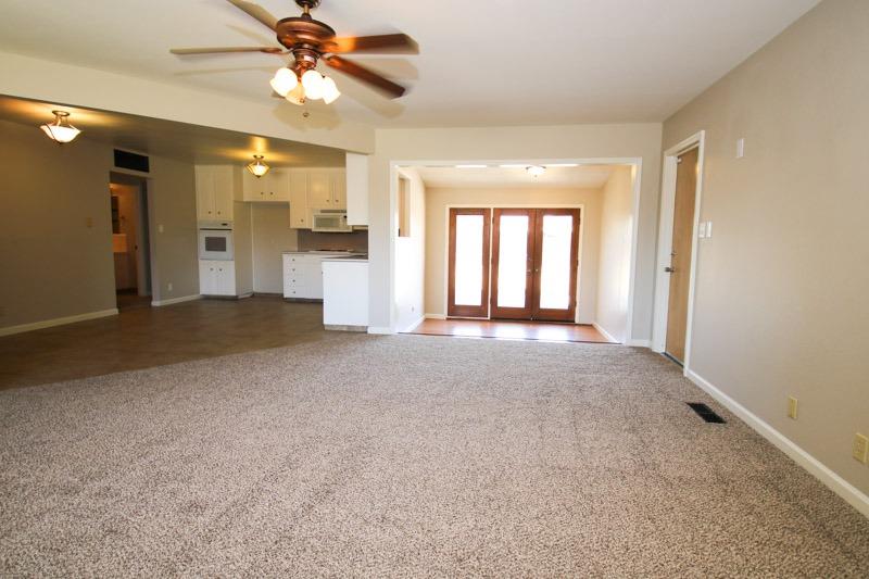 654 West Carpenter Avenue Reedley, CA 93654 - Photo 15 of 46