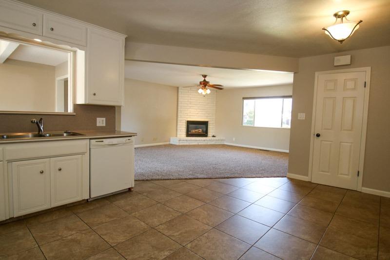 654 West Carpenter Avenue Reedley, CA 93654 - Photo 22 of 46